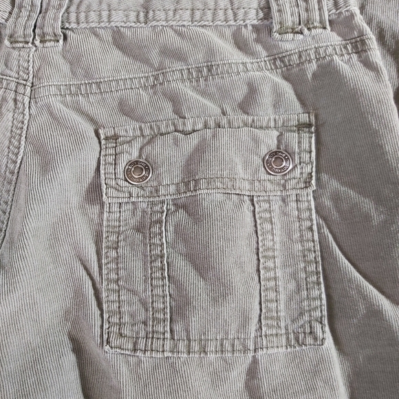 21 West Coast corduroy light summery - Picture 9 of 13